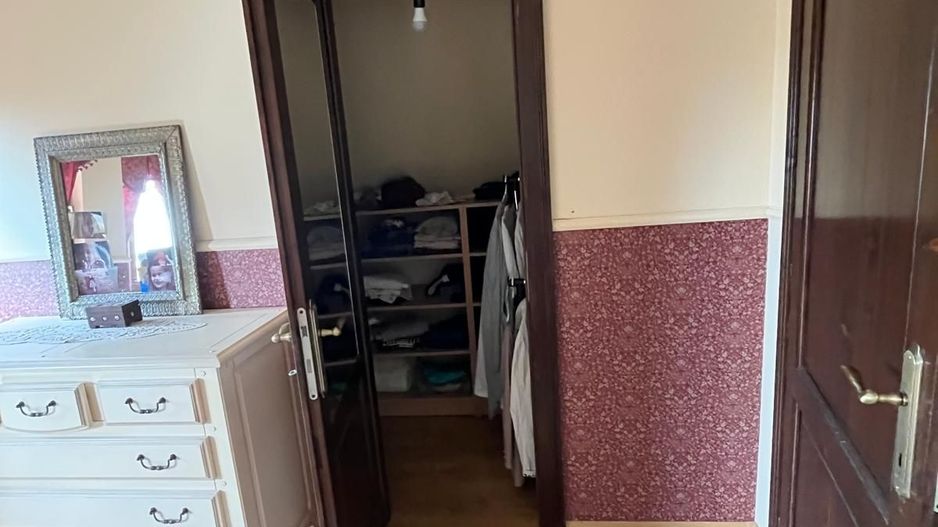 Casă elegantă, spațioasă, ideală pentru familie – Sanmihaiu Roman - Poză 7