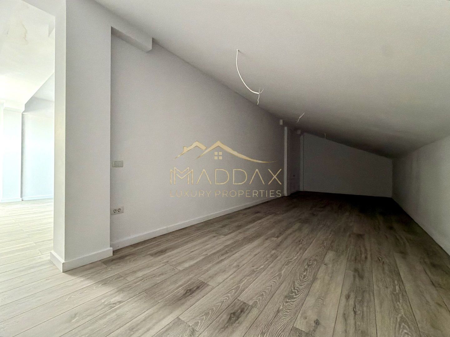 Apartament 3 camere // 157,6 mp utili + parcare // Aviatiei - Poză 17