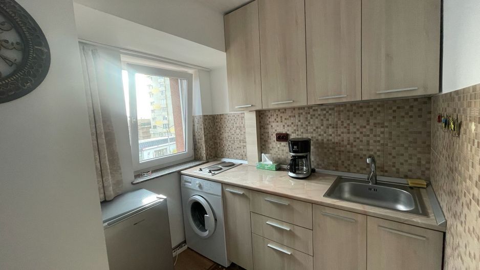 GARSONIERA CENTRALA | MOBILATA | VEDERE SPRE ORAS | RADAUTI - Poză 7