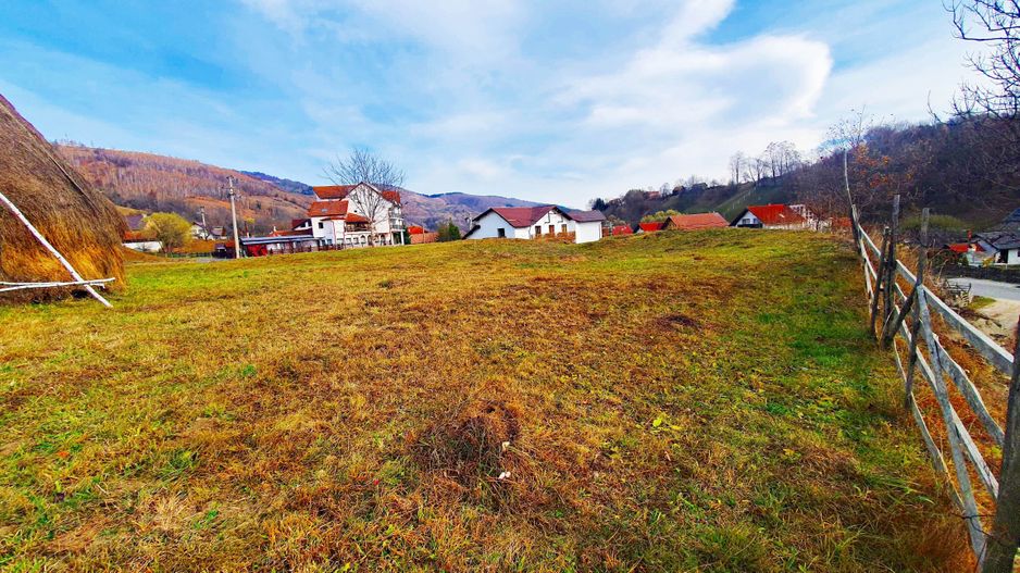 Bran Moeciu, pretabil pensiune sau dezvoltare imobiliară - Poză 3