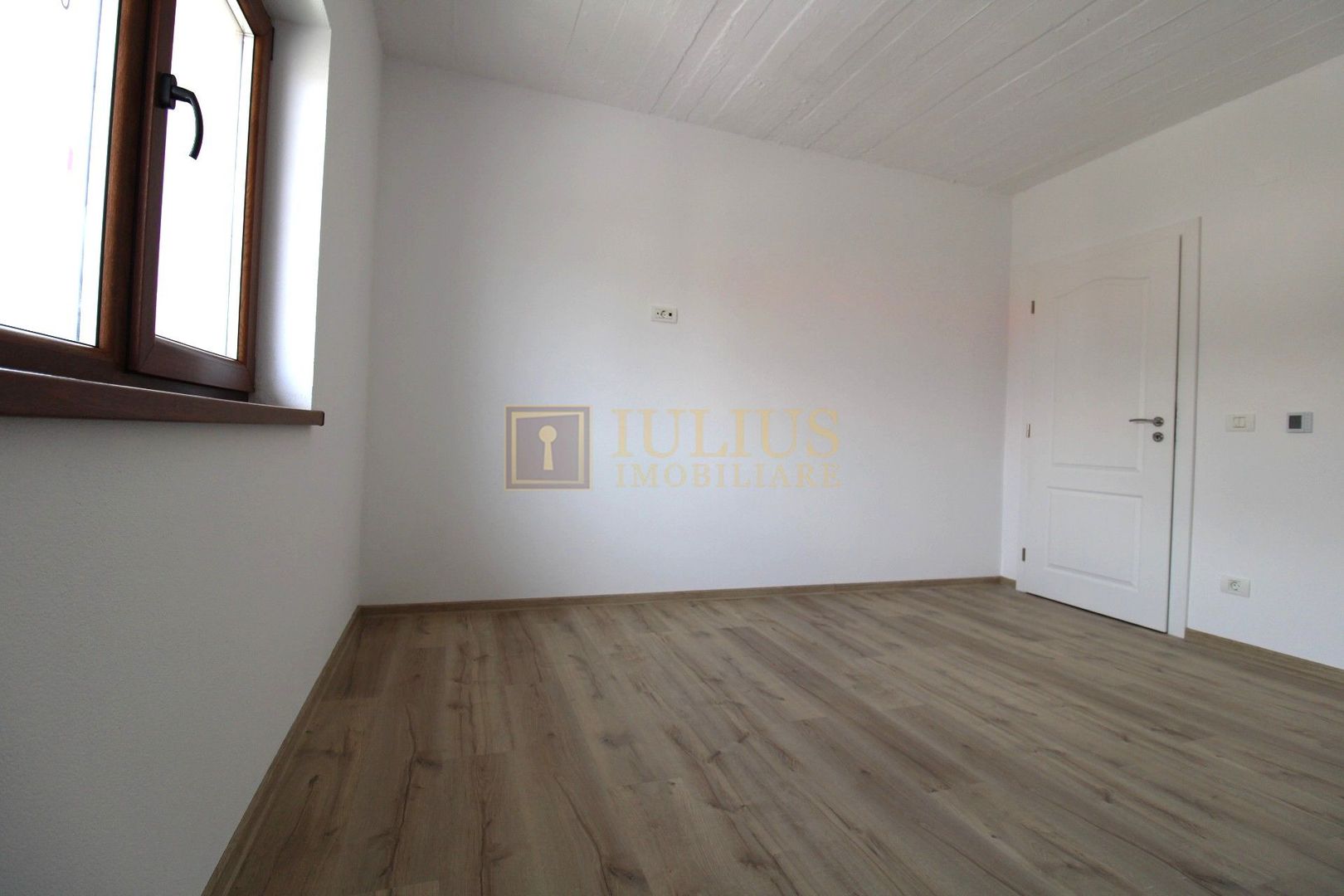 Casă modernă – prima închiriere | Dumbrăvița, zona Cora - Poză 14