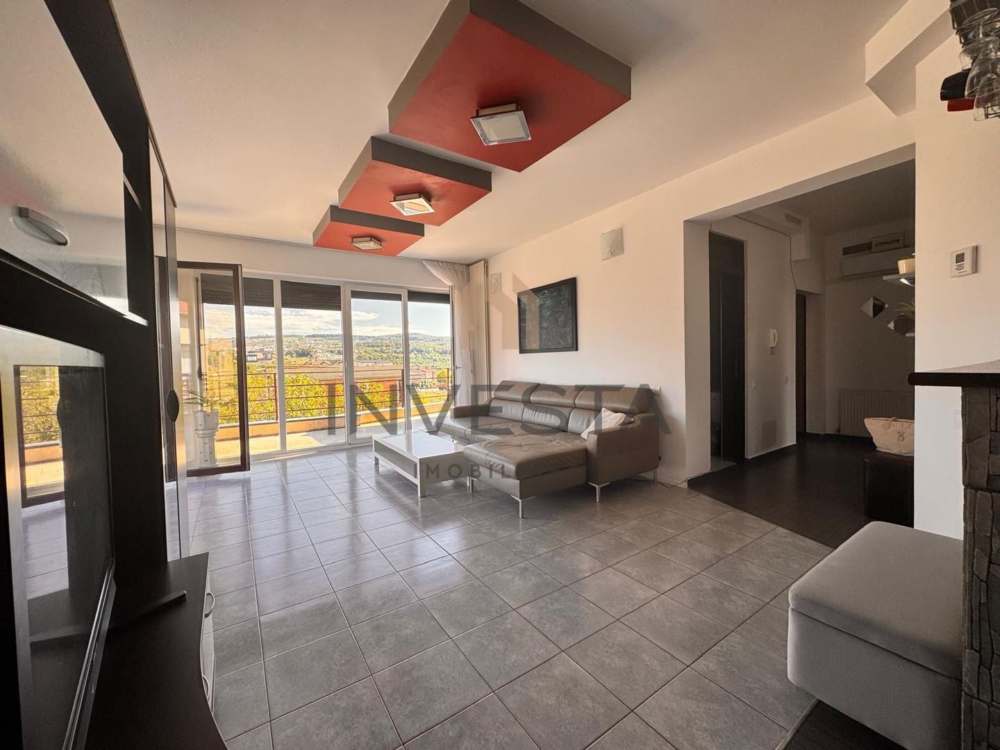 APARTAMENT DE TIP PENTHOUSE CU TERASA 60MP - Poză 1