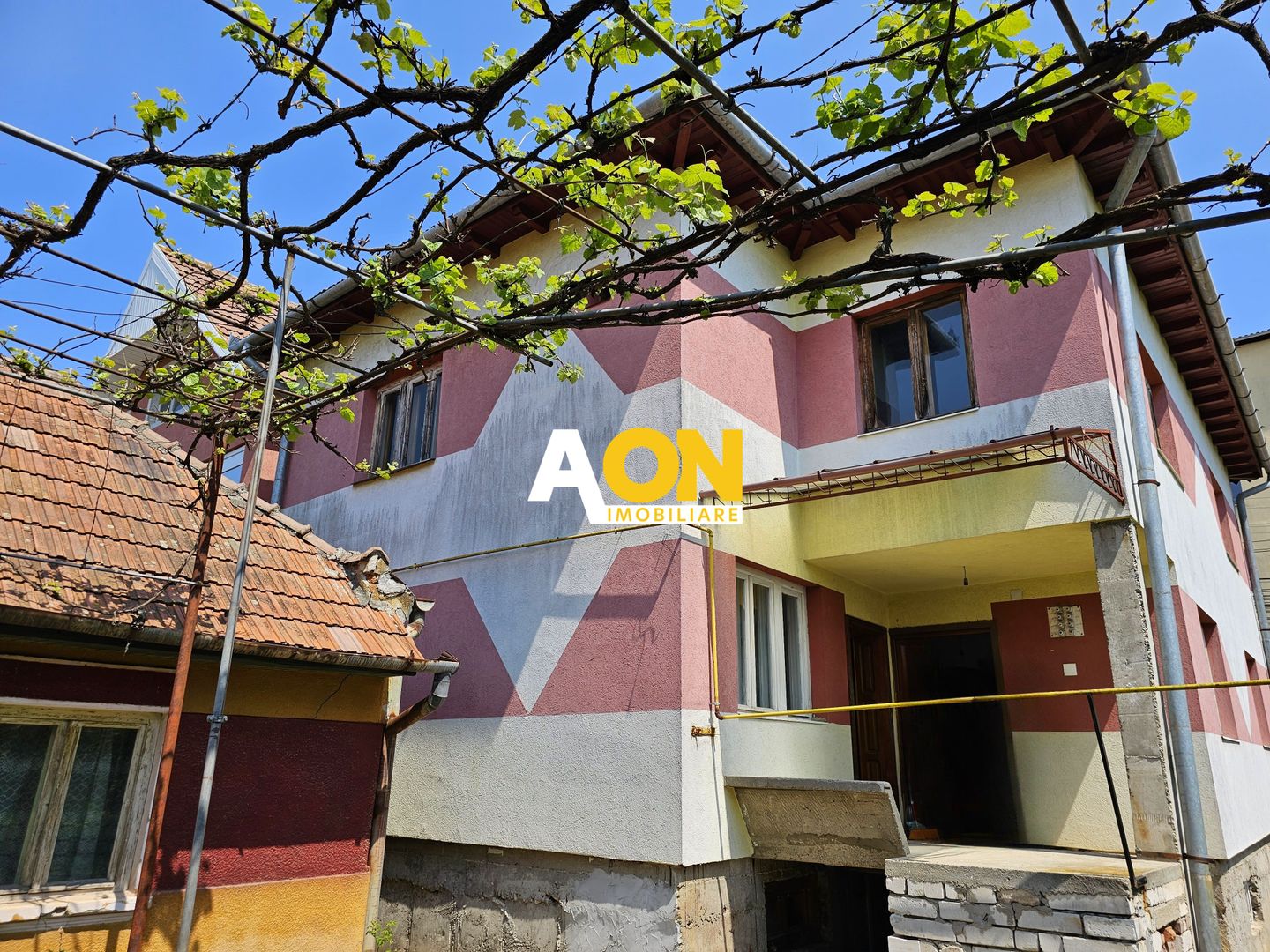 Casa de inchiriat Cetate, pretabil pentru muncitori - Poză 1