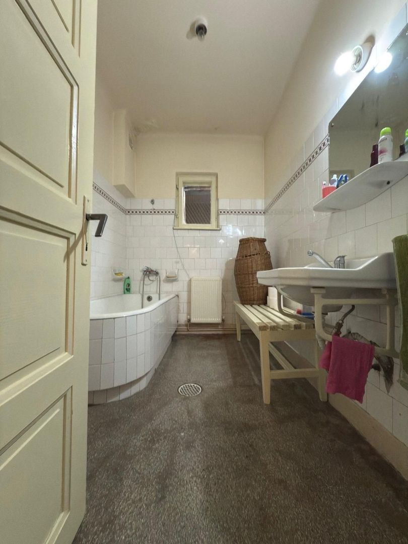 Zona Caraiman, Târgoviște! Casă de vânzare - Poză 11