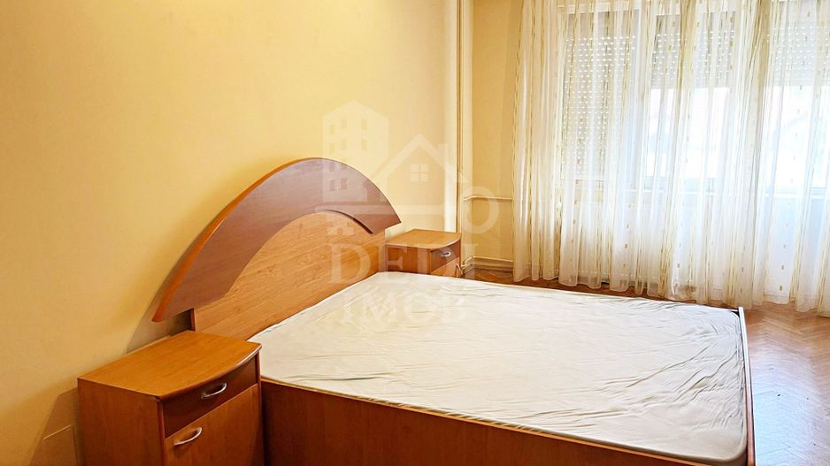 Apartament cu 4 camere de inchiriat, zona Cantemir, Oradea - Poză 3