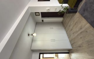 Vând apartament cu 3 camere - Poză 4