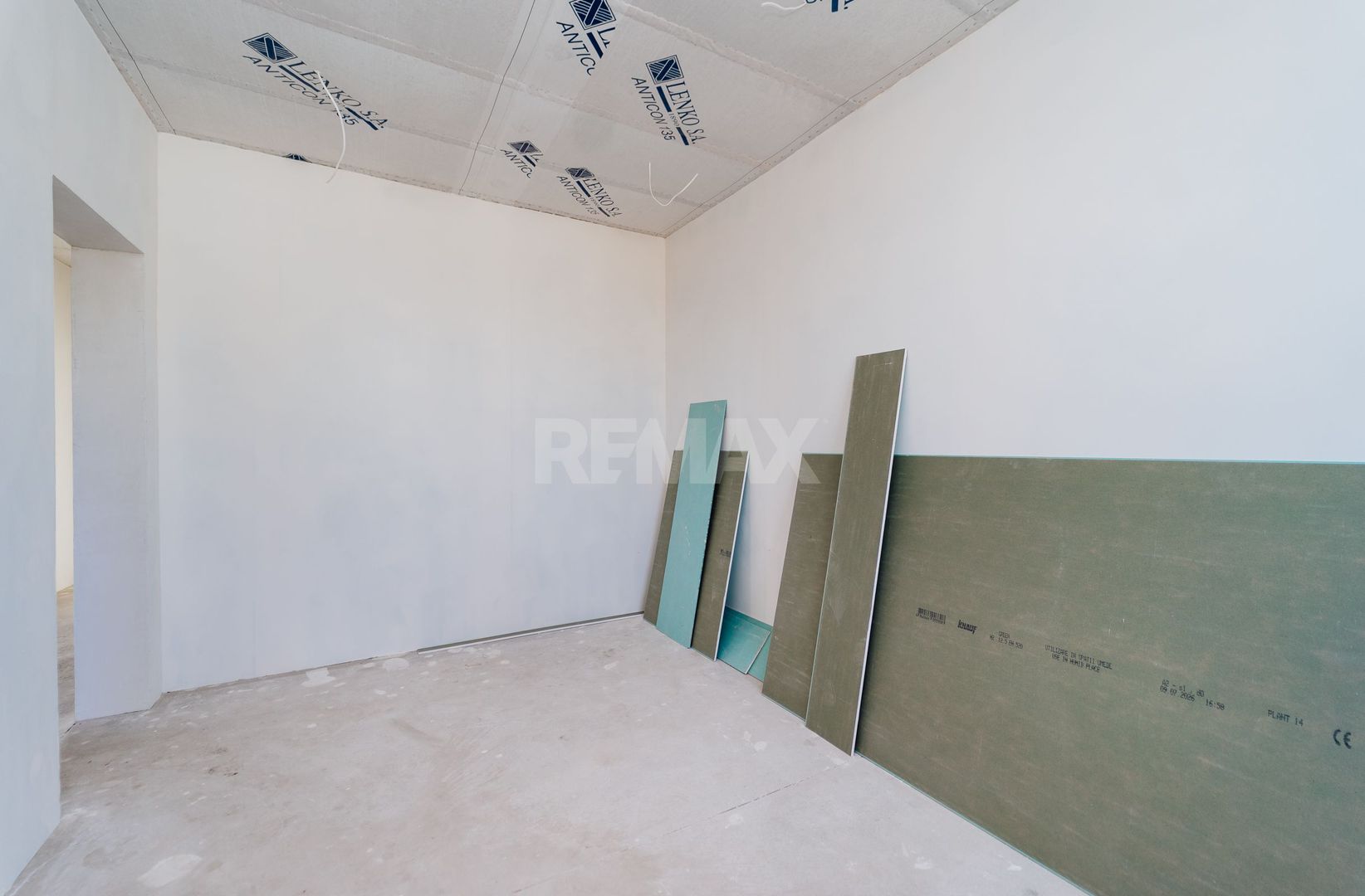 Casă spre vânzare - Ghidighici - strada Tineretului - Poză 15