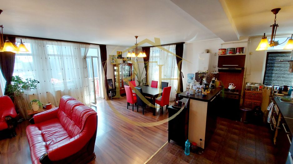 Oferim spre vanzare apartament cu 3 camere, aproape de Complex - Poză 1