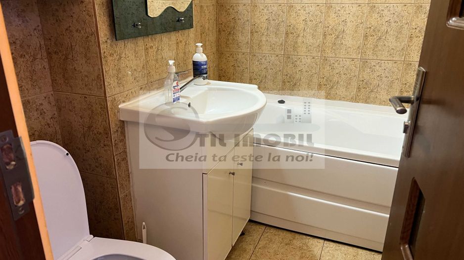 Inchiriez apartament 2 camere Nicolina 1 - Poză 5