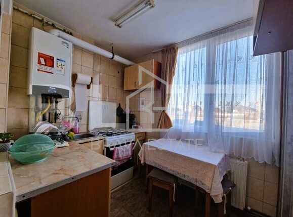 Apartament 40mp, parcare, balcon , zona Apahida - Poză 2