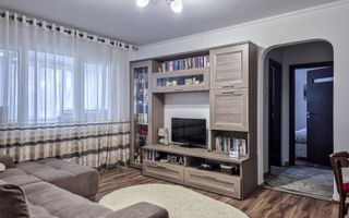 Apartament cu 2 camere/ 53mp/ zona Podu Ros - Poză 2