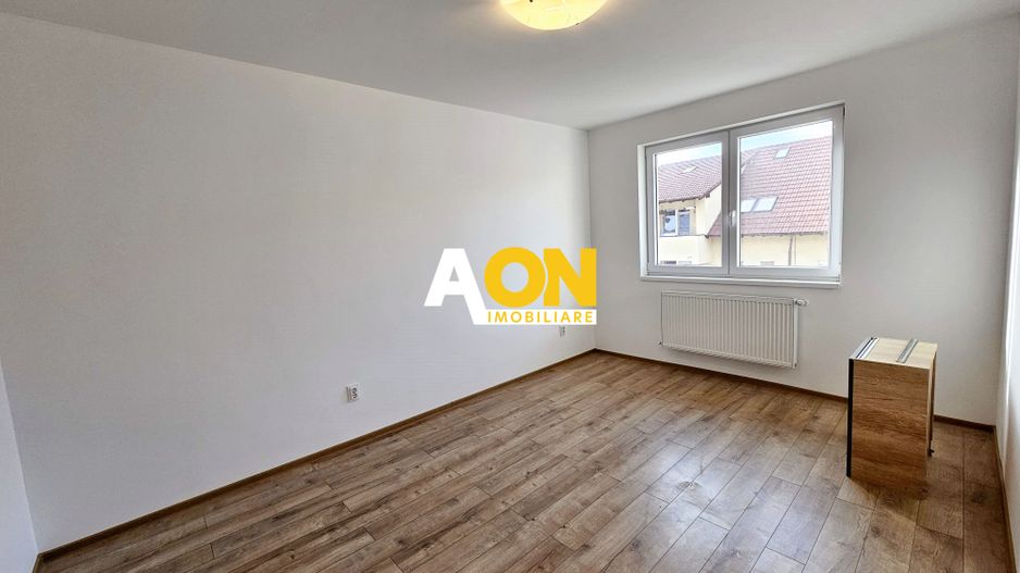 Apartament 3 camere, 2 bai, 67 mp + mansarda 90 mp + boxa + parcare - Poză 7