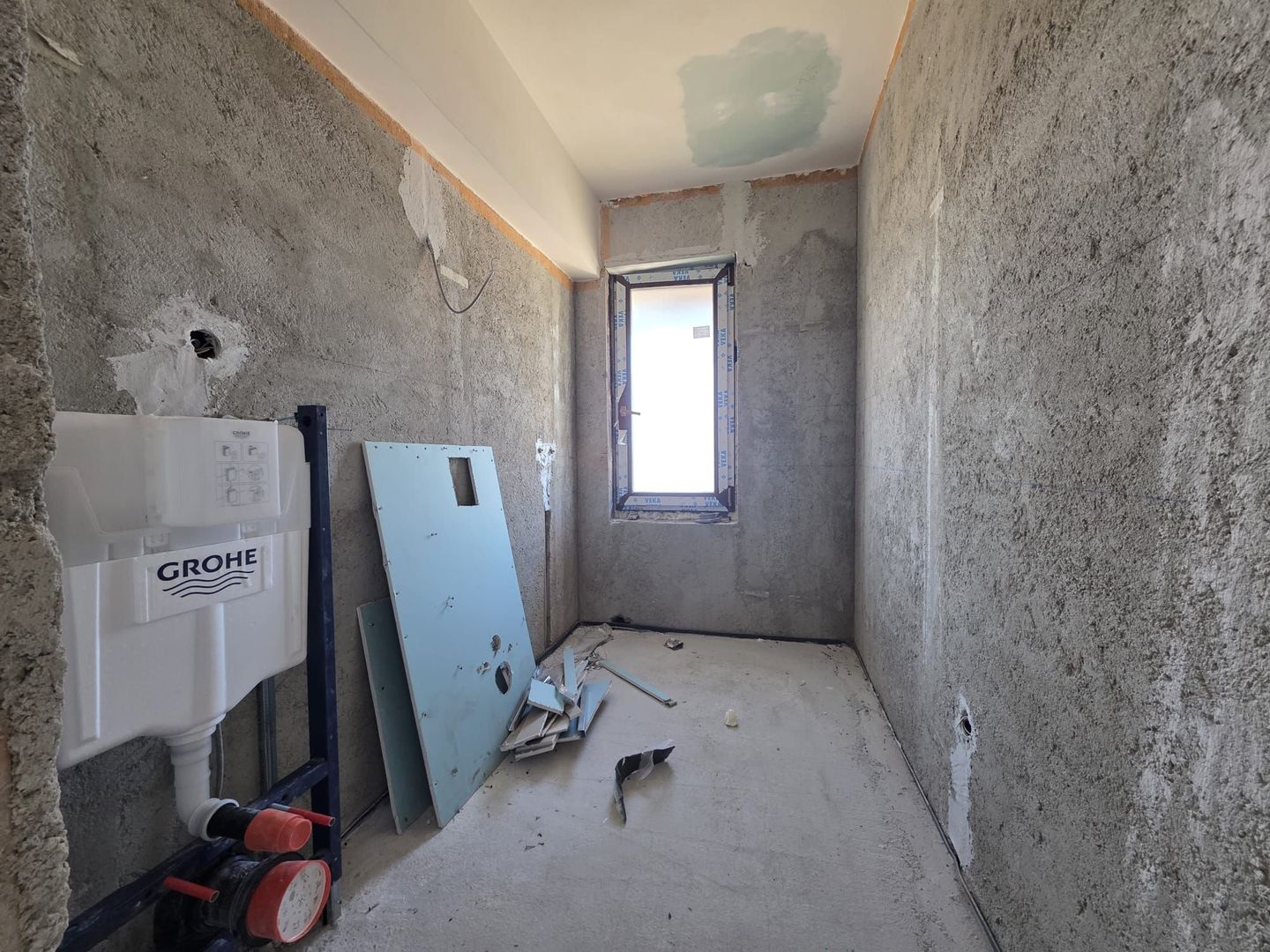 Casa in regim P+1ER de vanzare in Baltoesti - Poză 19