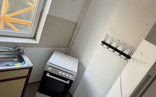 Cochetă mobilată utilată bloc nou centrală proprie - Poză 4