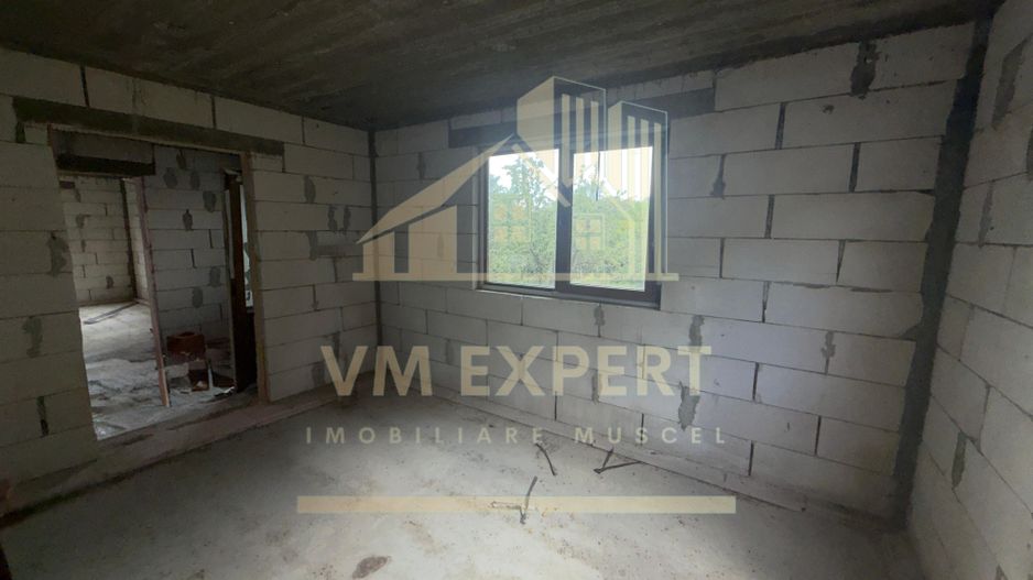 CASĂ 6 CAMERE TEREN 5736 MP LEREȘTI VOINEȘTI ARGEȘ - Poză 29