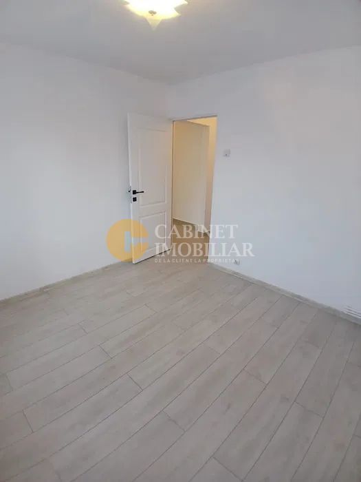 Apartament 3 camere - Zimbru - RENOVAT - Poză 5