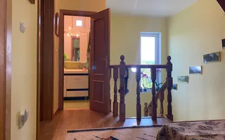 Oaza de liniste si verdeata! Vanzare casa cu 5 camere in Pucioasa - Poză 31