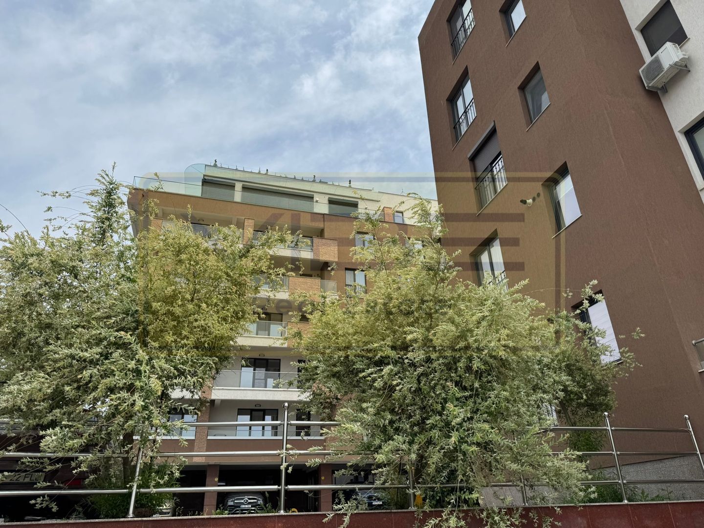 Garsoniera noua cu parcare si boxa Cartierul Zorilor - Poză 24