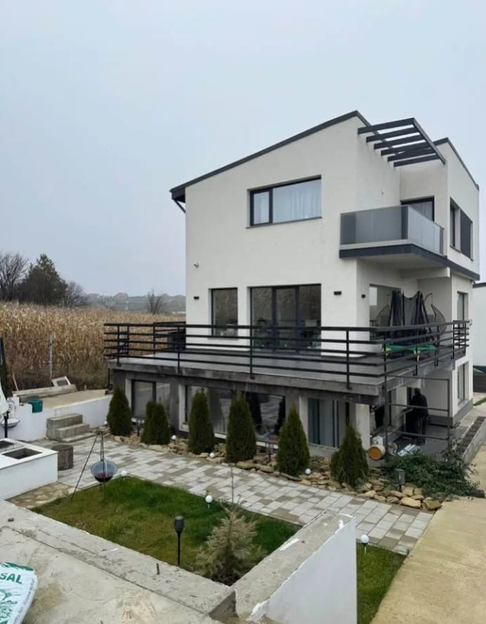 Casa de Vis cu Piscina  250 MPU I Suceava/Moara I 395.000Euro - Poză 1