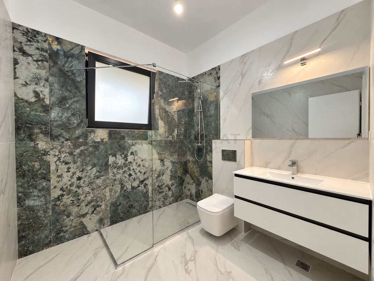 Vilă cu 6 camere, teren 420 mp, Tunari-zona Primariei - Poză 5