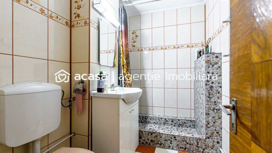 Apartament cu 3 camere decomandat la etajul 3 - Poză 5