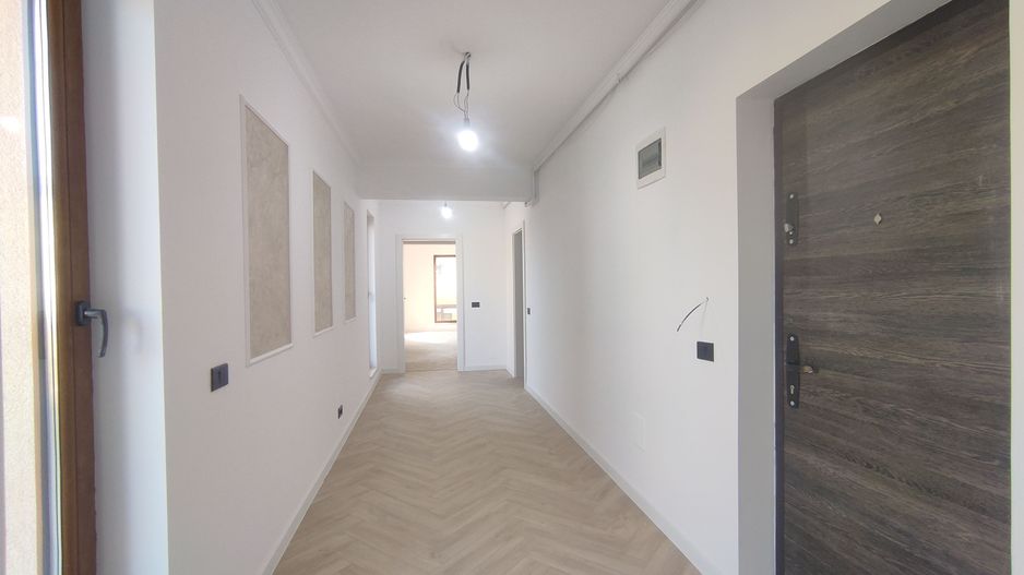 Vânzare apartament 2 camere cu terasa Generoasă zona Bazilescu - Poză 3