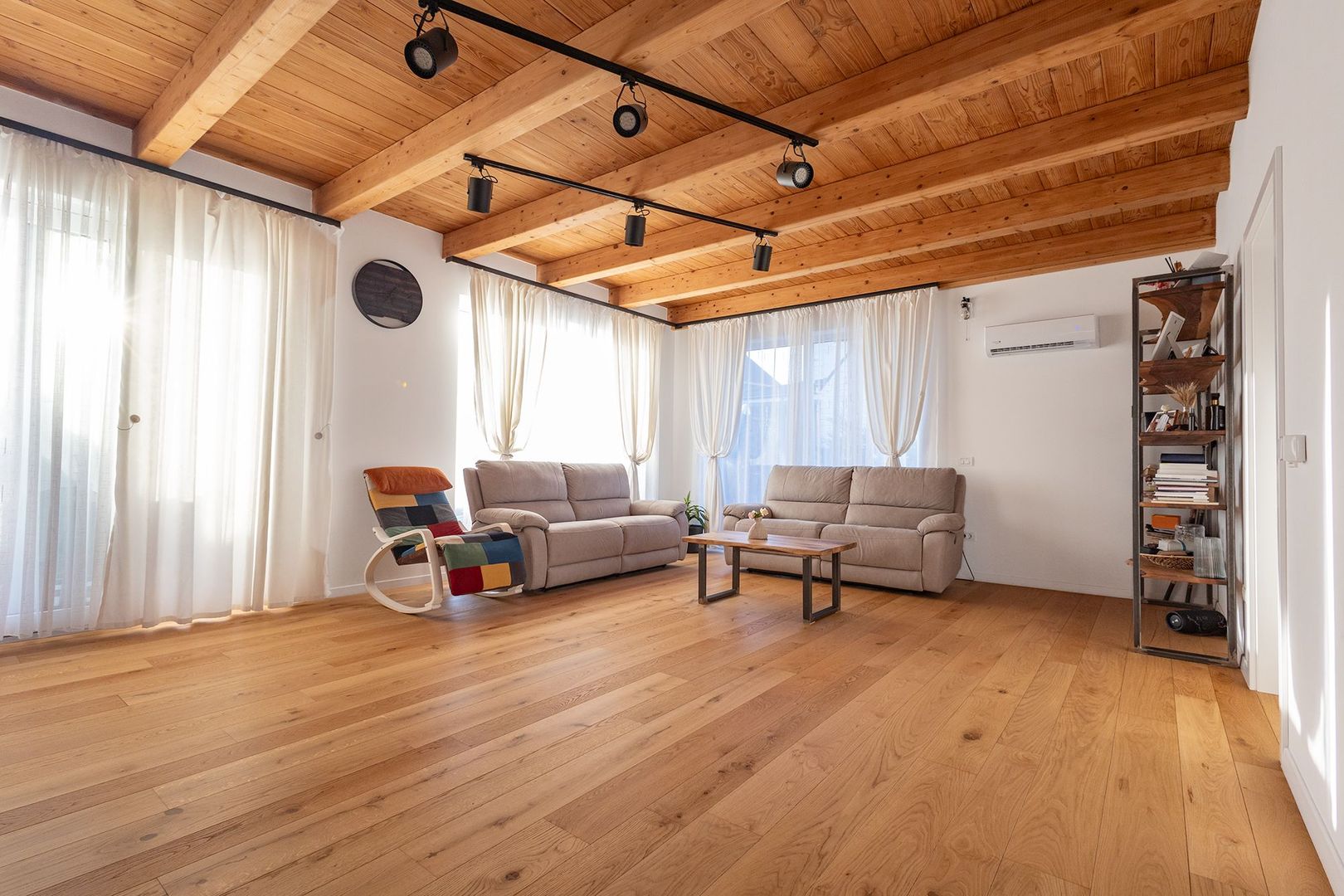 Casa deosebita de vanzare in Giarmata COMISION 0% CUMPARATOR - Poză 12