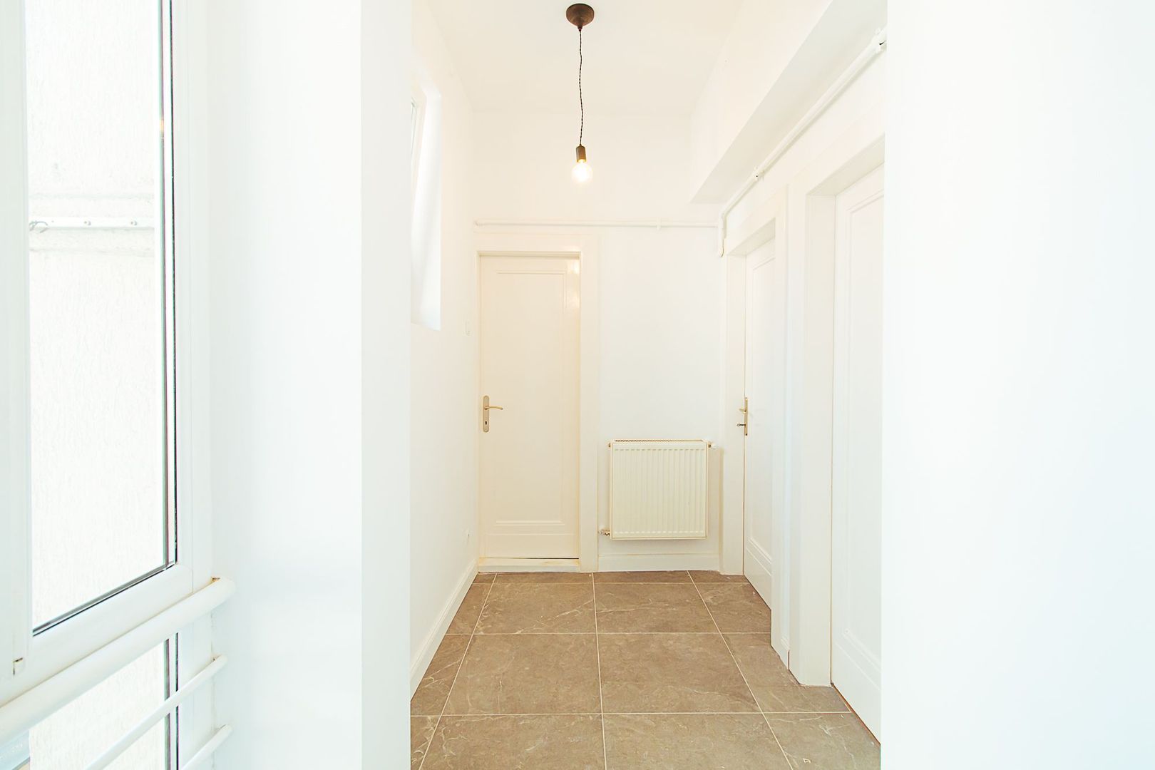 Exclusivitate - Zona Tribunalului , Sf. Constantin, spațiu stradal - Poză 5