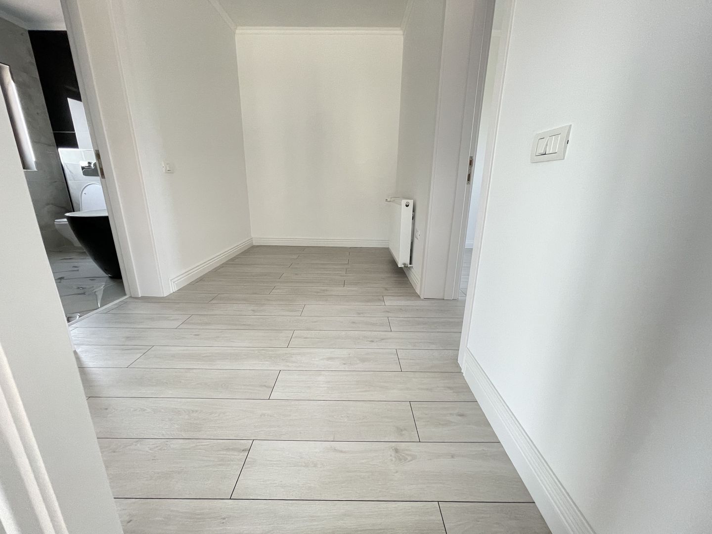 Duplex despartit prin spatiu tehnic - Poză 14