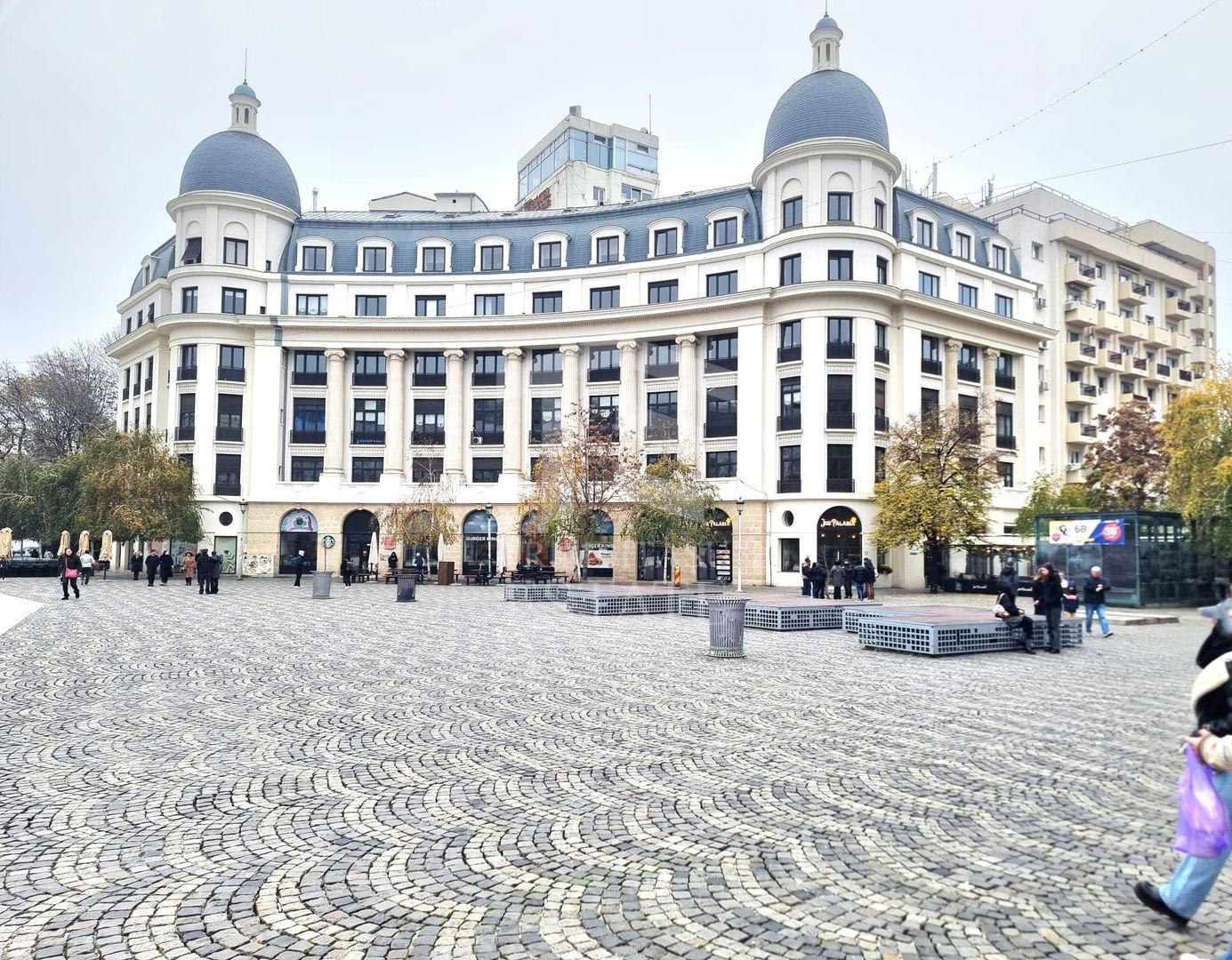 Oportunitate! Apartament 4 Camere 1 Minut Metrou Universitate - Poză 7