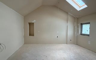 VANZARE 4 CAMERE | 136 MP UTILI | LOC DE PARCARE INCLUS | JIULUI - Poză 1