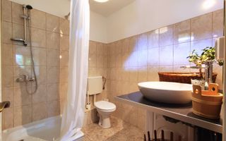 Garsonieră modernă în Piața Cipariu | Renovată | Prima închiriere! - Poză 9