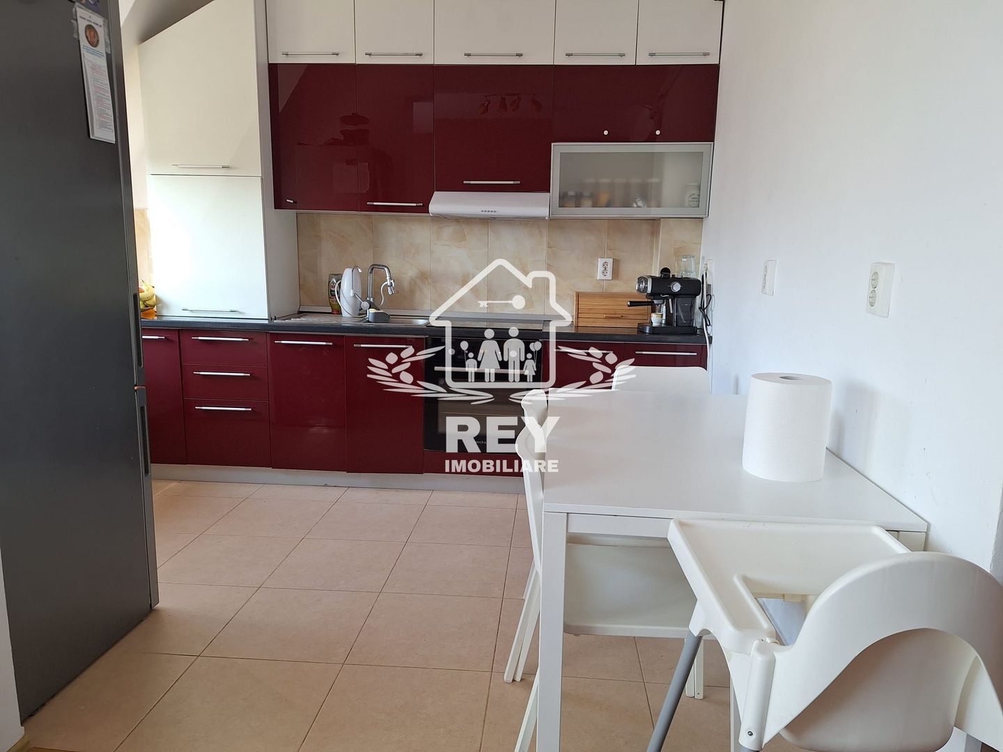 Apartament 4 camere,110 mpu,zona Centrașă/Moldoveanu-Cedonia - Poză 6