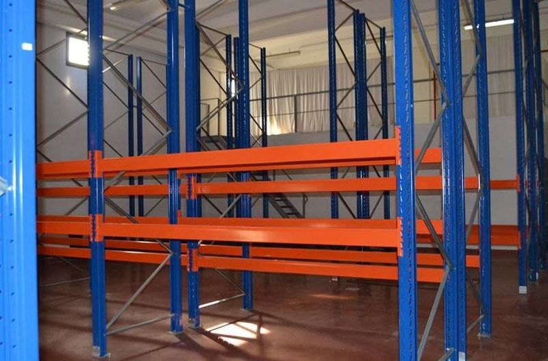 Hala de vanzare in zona Torontalului - Poză 9