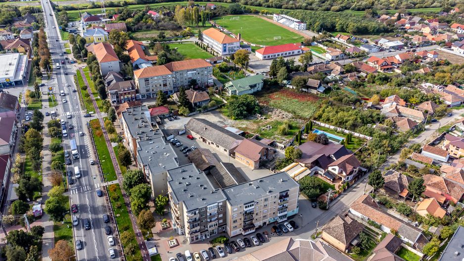 Teren central în Chișineu-Criș - Poză 4