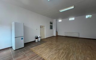 Casă individuală cu teren generos de 1.000 mp - Poză 2