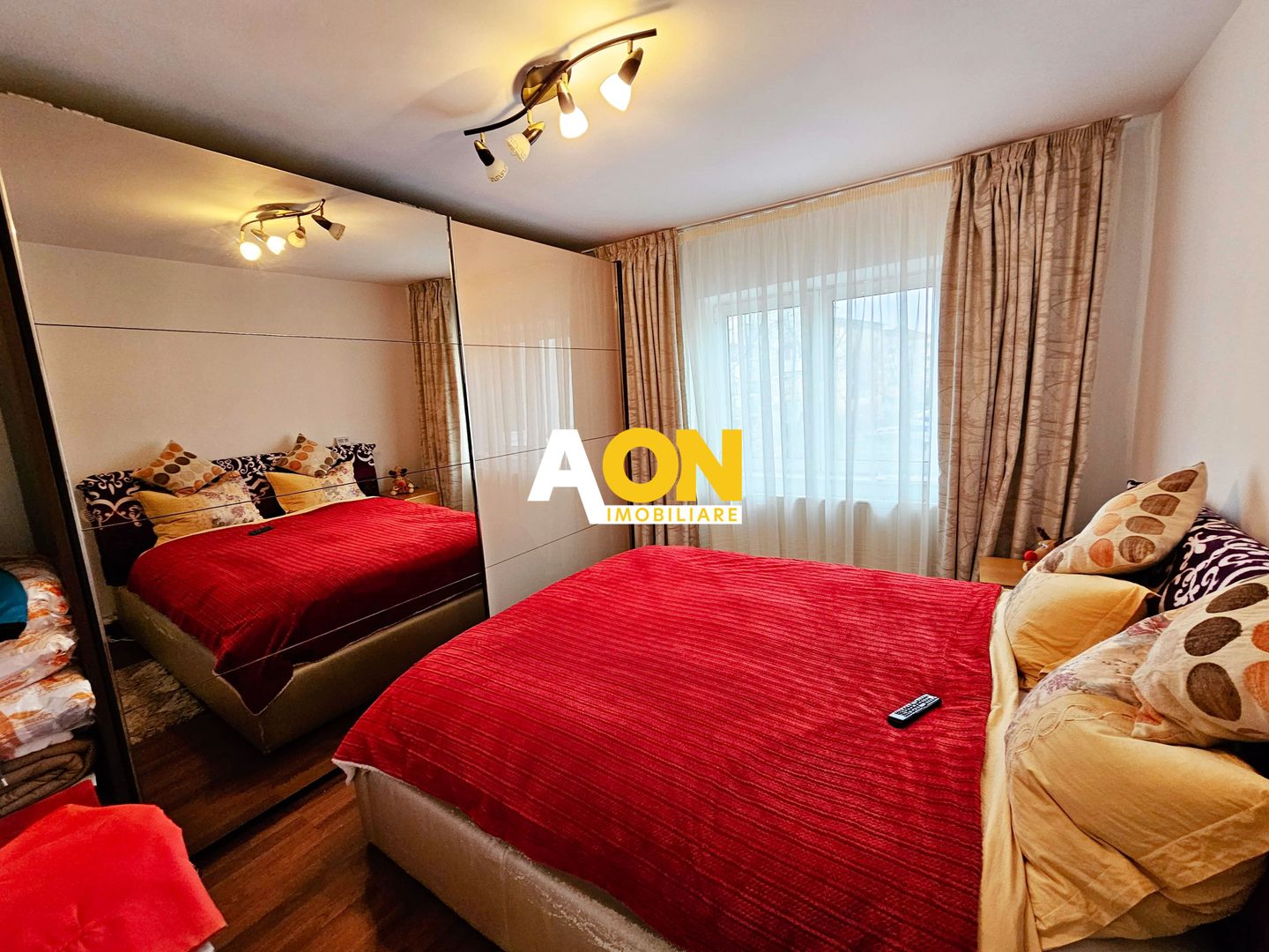 Apartament 2 camere, etaj 3,  mobilat utilat, zona Kaufland Cetate - Poză 7