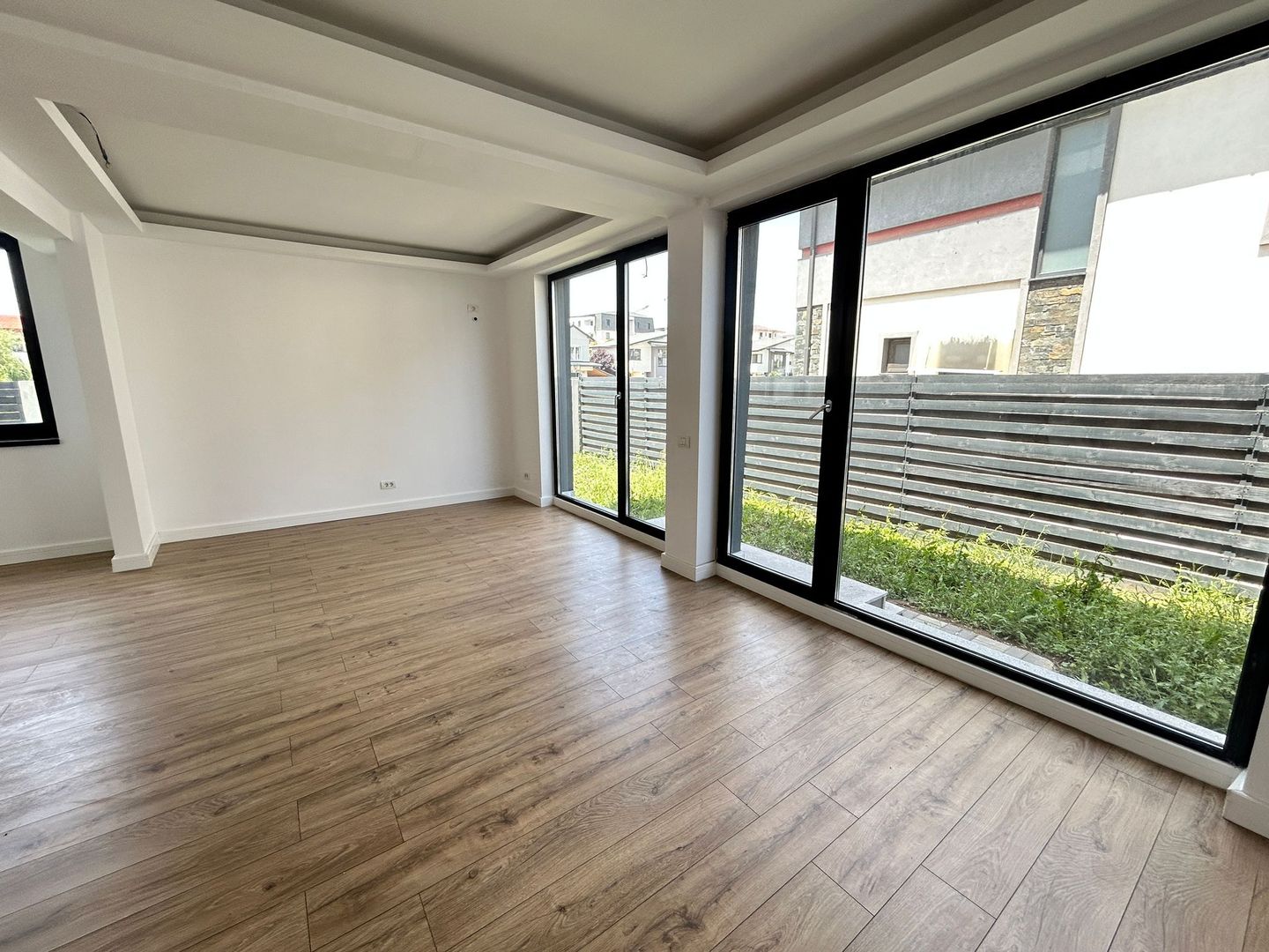 Duplex 5 camere Otopeni 23 August - Poză 3