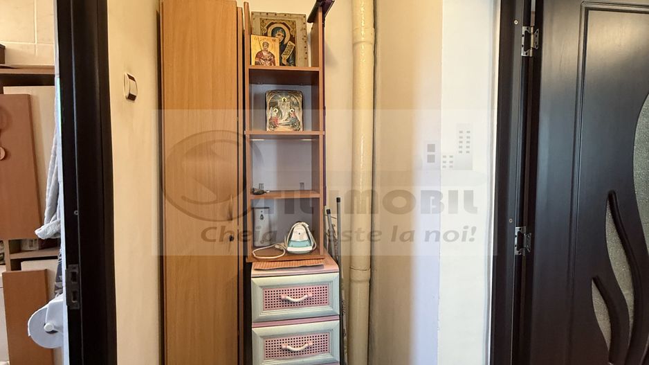 2 CAMERE TATARASI SCOALA 4 IONET TEODOREANU , GEAM LA BAIE, CENTRALA. - Poză 11