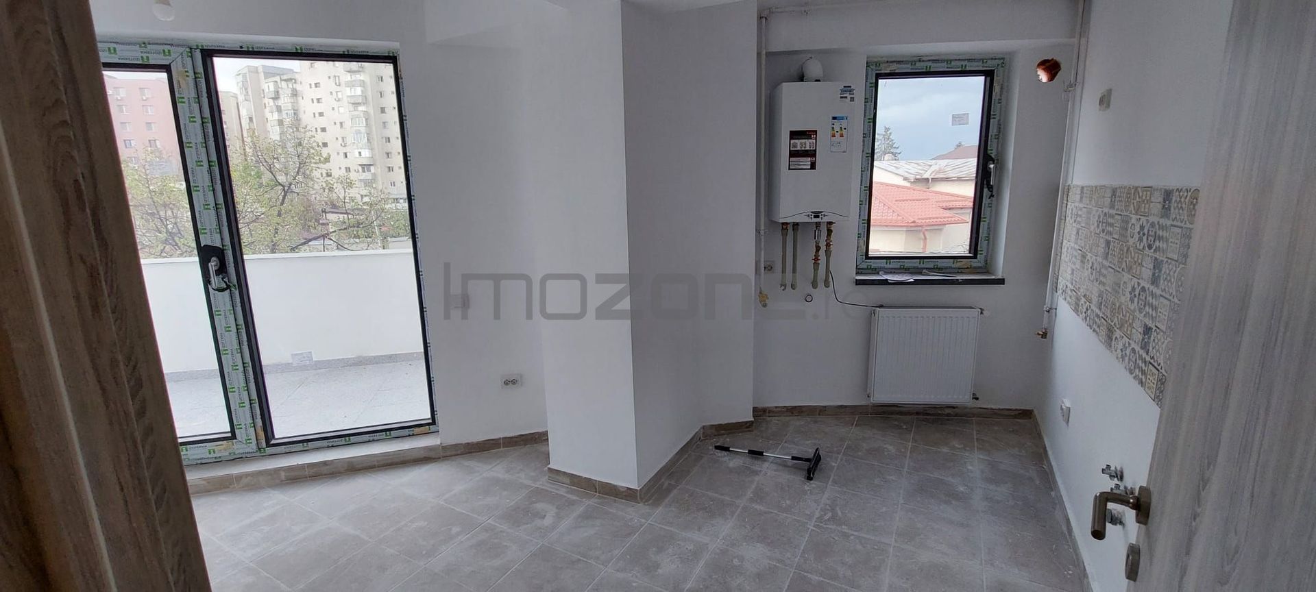 Crangasi/ 2 Camere/ Zona De Case/ 80 MP/ Parter Inalt/ Baie Cu Geam/ Balcon 18MP - Poză 13