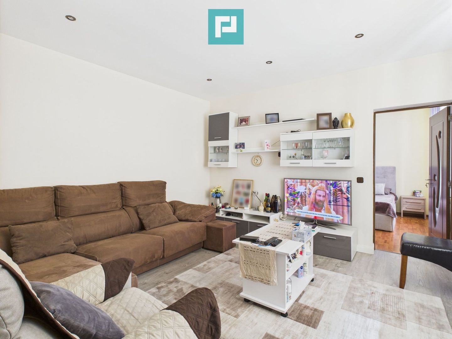 Apartament cu 2 camere, la casă, ultracentral - Poză 3