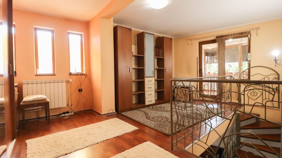 URGENT!, SOLIDA, CONSOLIDATA, BINE COMPARTIMENTATA, CURTE, NEGOCIABIL - Poză 12