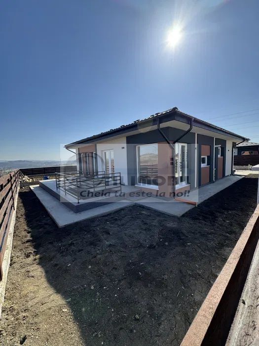 CASA INDIVIDUALA MIROSLAVA  - LOCATIE IDEALA - 164.000 euro - Poză 1