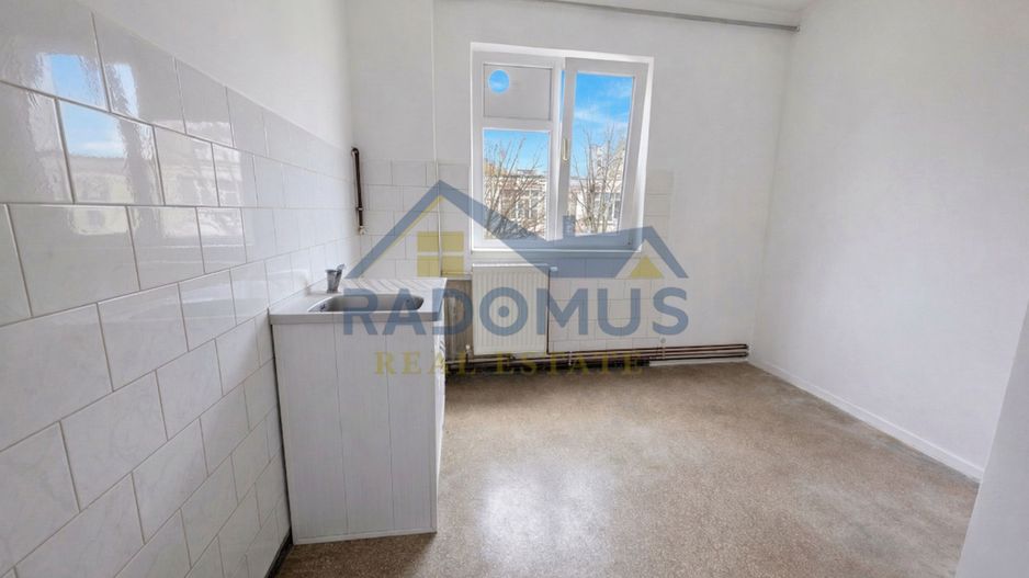 Apartament 3 camere – Ploiești Vest, Complex Dinu | Decomandat - Poză 7