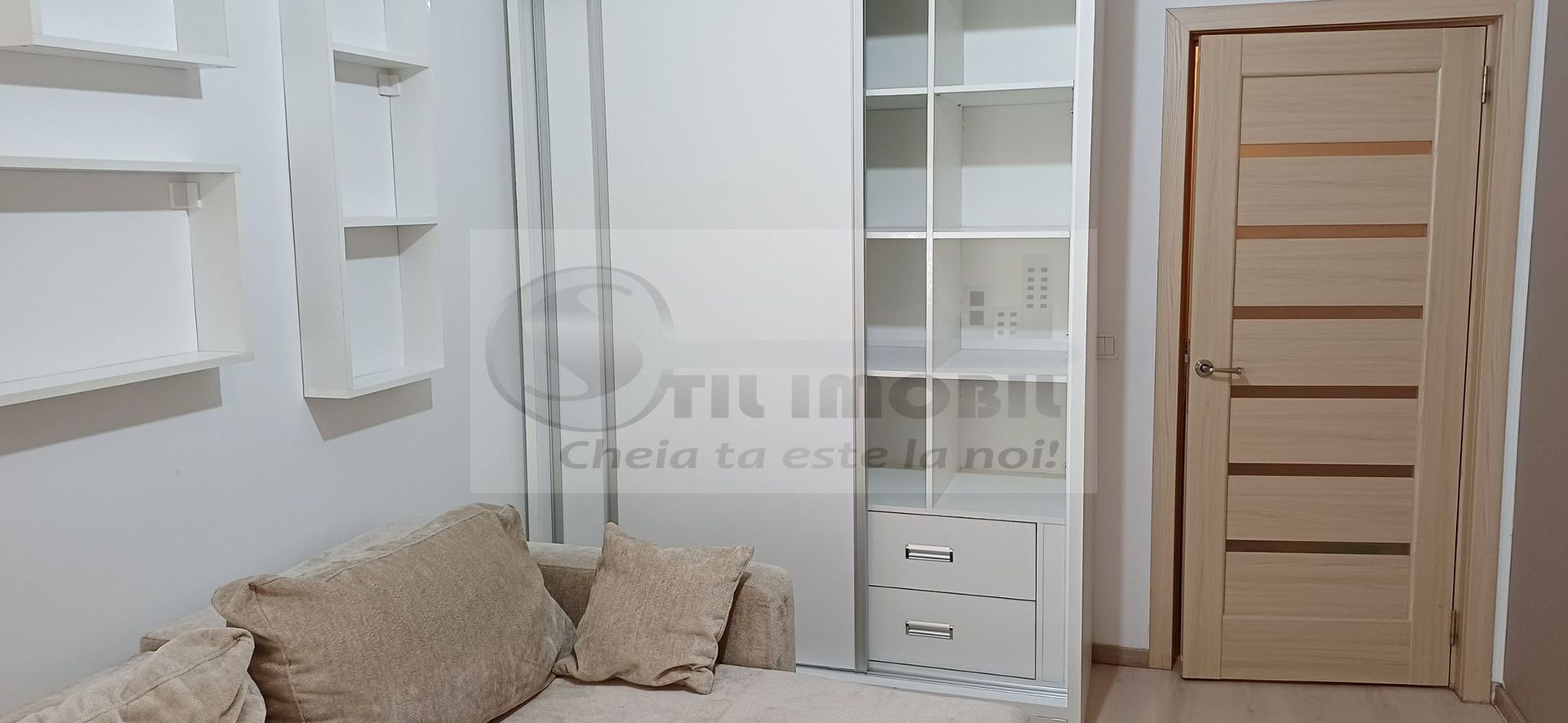 Apartament cu 2 camere si 3 balcoane - Tudor Vladimirescu - 500€ - Poză 2