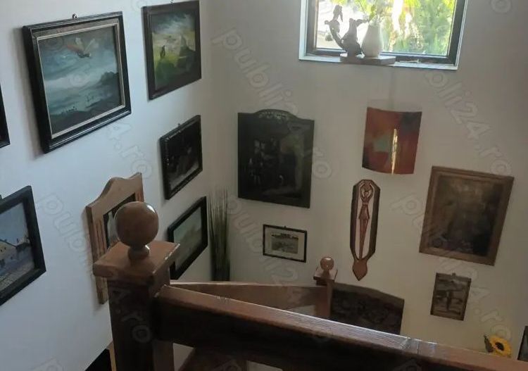 Casa de vânzare  str Kaffka Margit - Poză 1