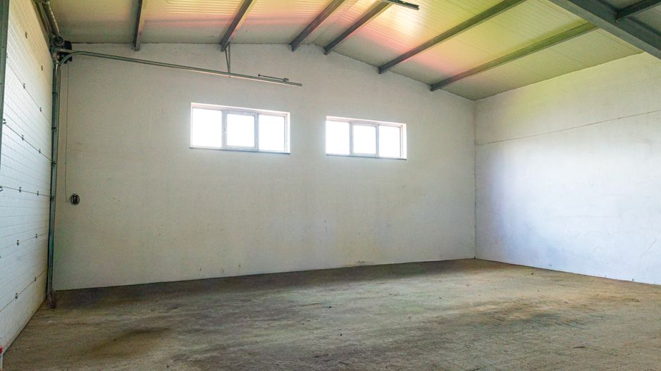 De vanzare casa+garaj/hala, teren 580mp, ideala pentru business - Poză 17