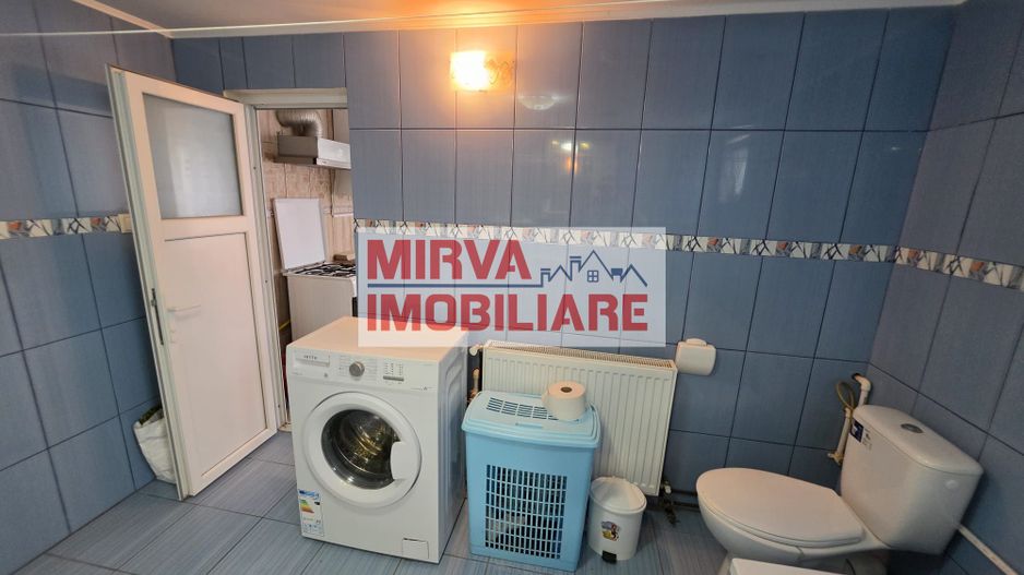 🏡 Casă renovată cu 6 camere, teren 557 mp – Berceni, Prahova - Poză 37