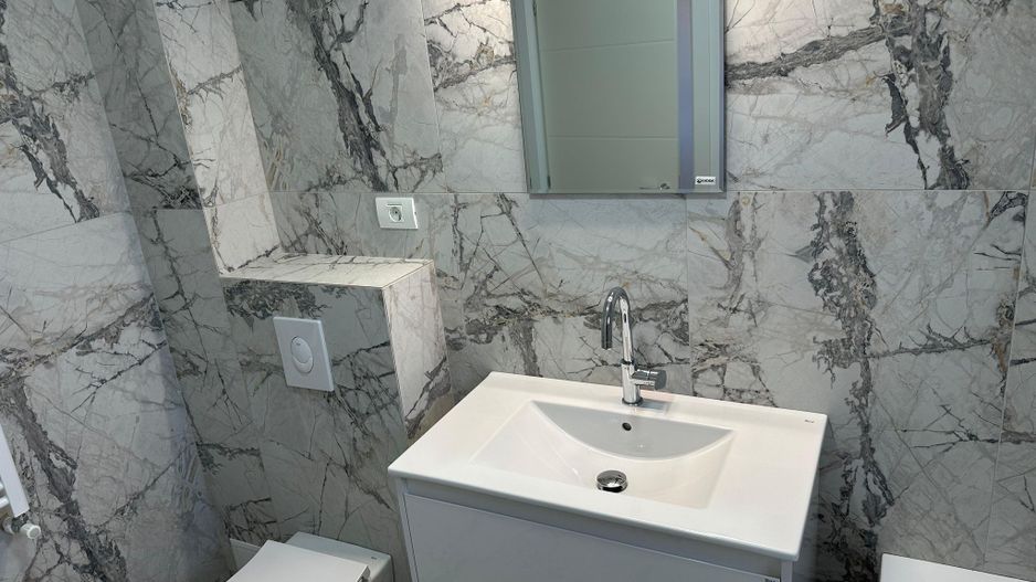 Casa moderna cu mansarda |de inchiriat | Voluntari - Poză 40