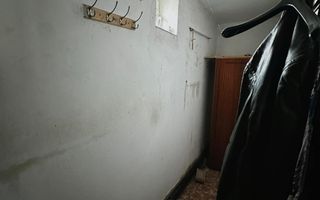 Casa cu teren de 331 mp Velenta - Poză 9